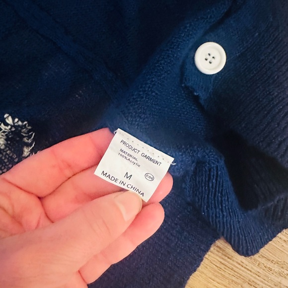 Amazon Dark Blue Cardigan with White Stars - Picture 4 of 4